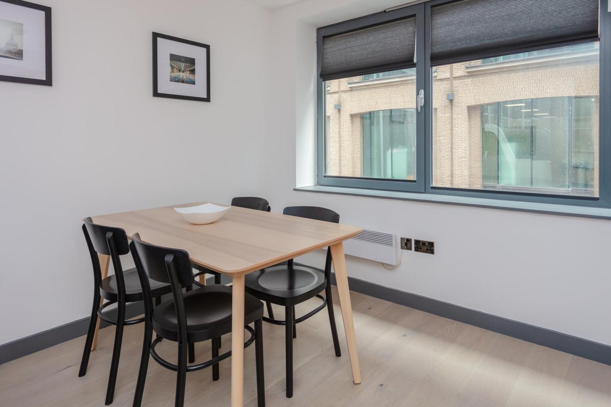Stylish 1 Bedroom Apartment In Holborn In A Great Location Londres Extérieur photo